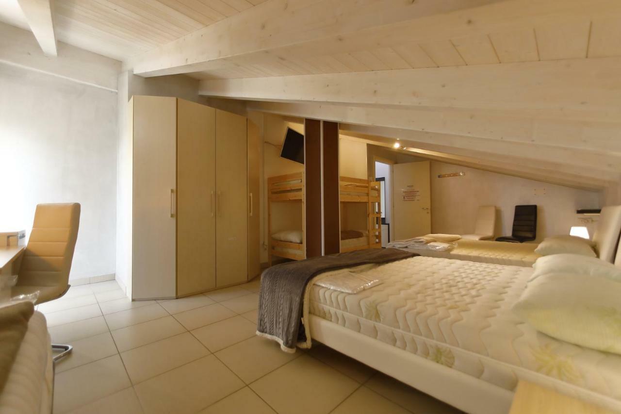 Nuovo Laghetto Del Frassino Hotel Peschiera del Garda Eksteriør billede